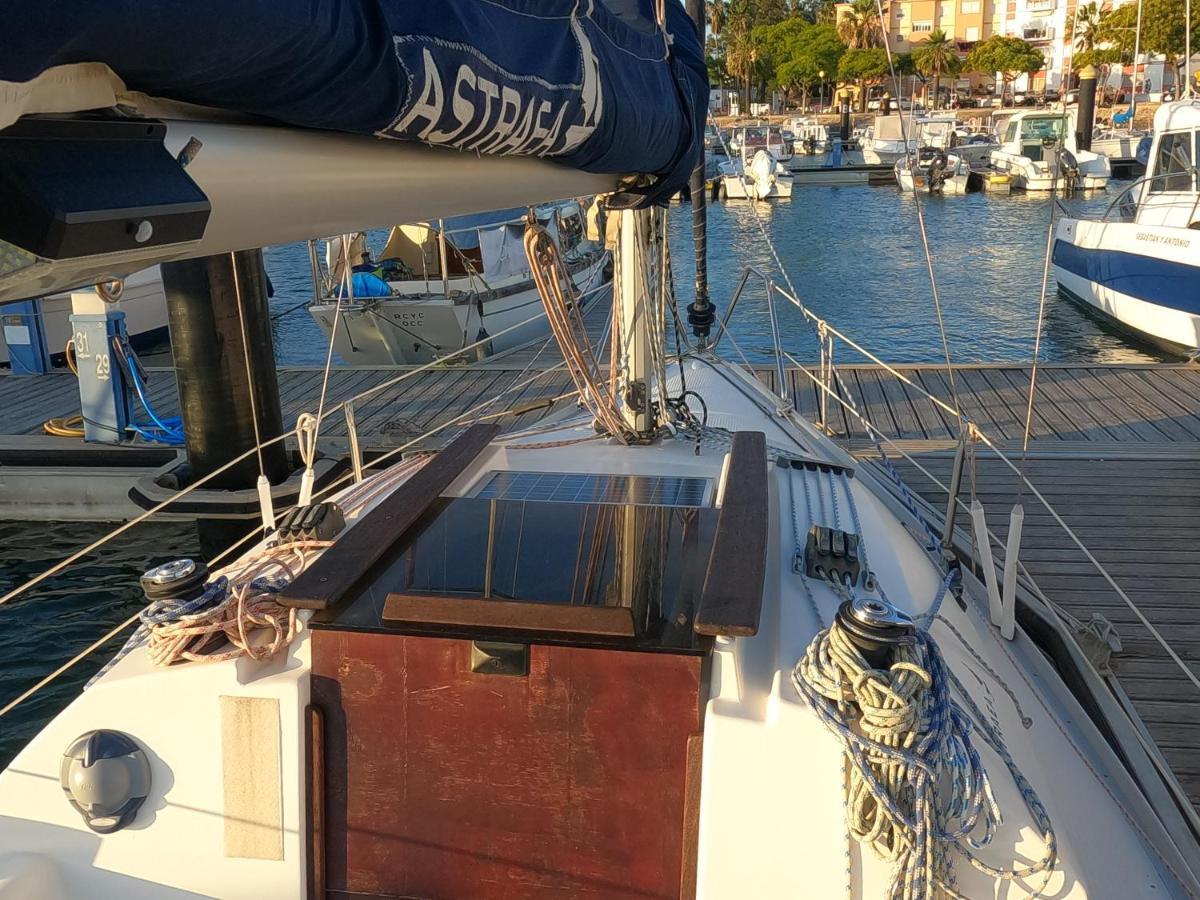 Botel Navegamos Hoy Ayamonte